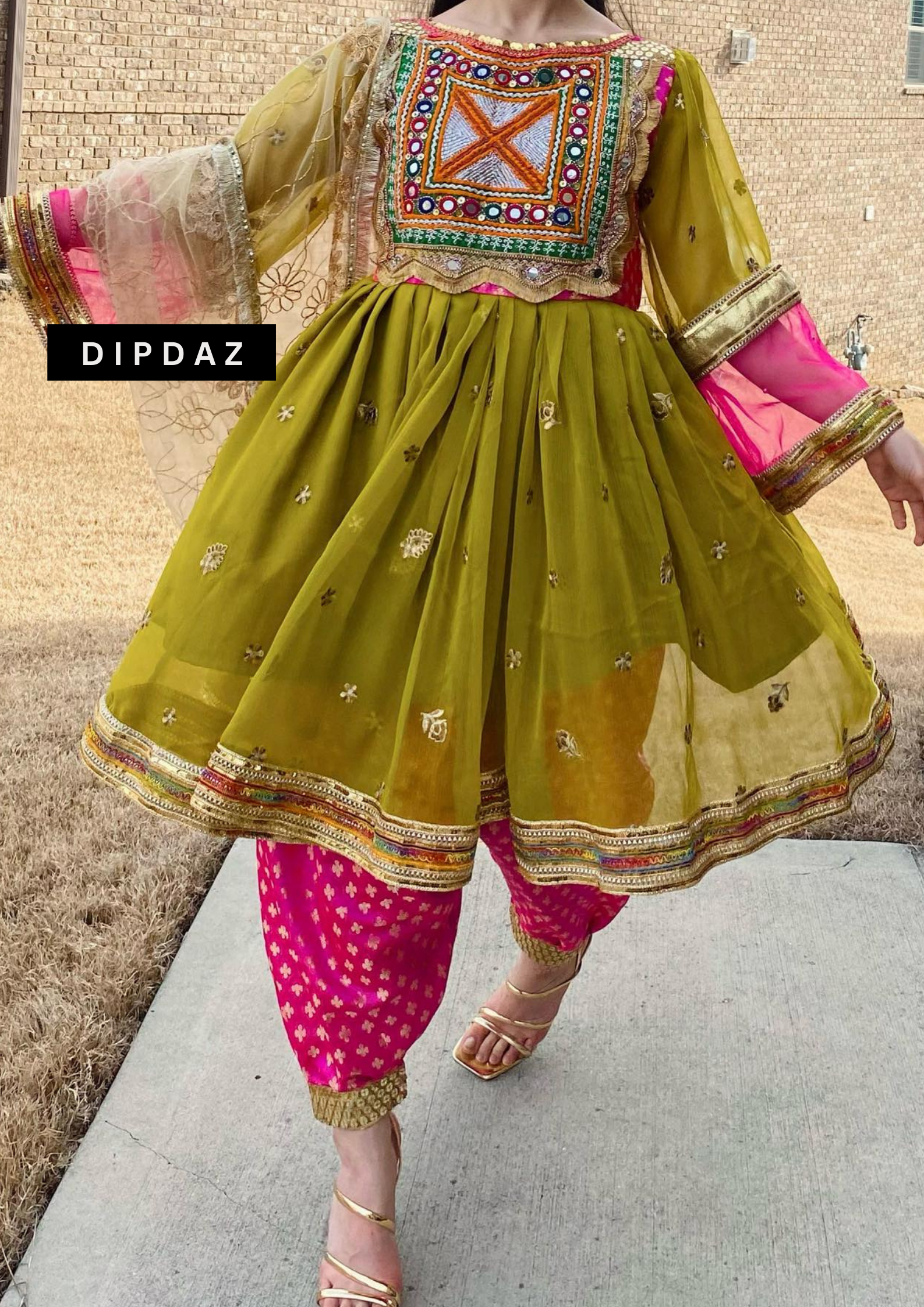 Hand crafted Afghan Gand Party Dresses at DIPDAZ SETS